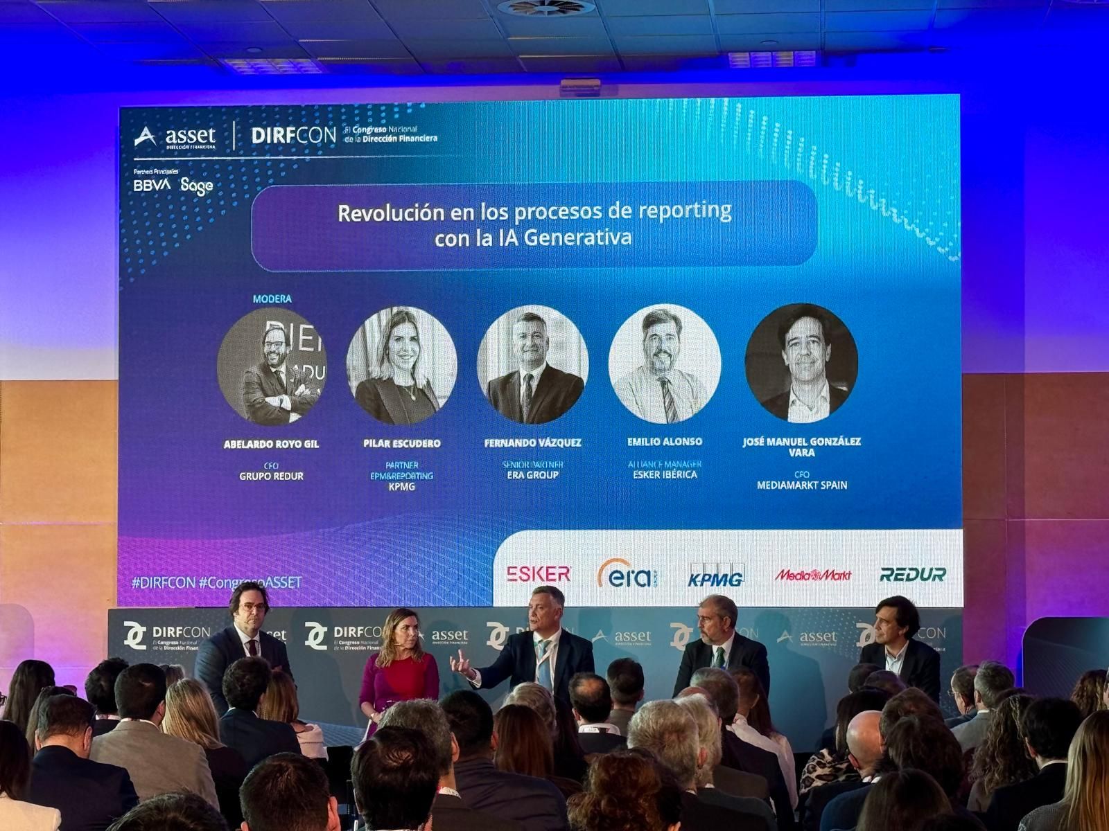 Redur participa en DIRFCON 2025 para compartir su visión sobre el futuro del reporting financiero y la IA generativa